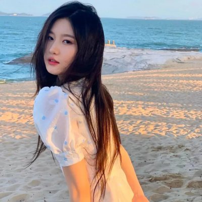 一个人的皮影戏